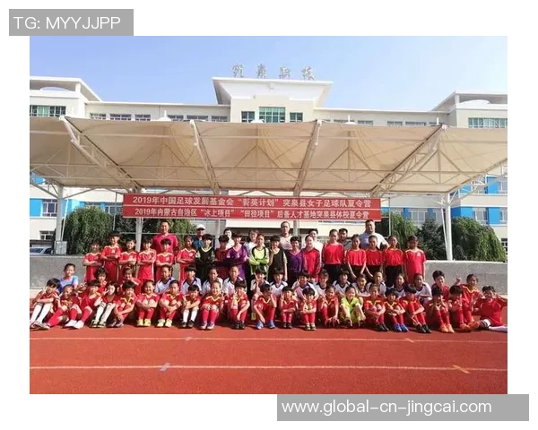 小学足球训练方法与技巧全面指南助力孩子快乐成长